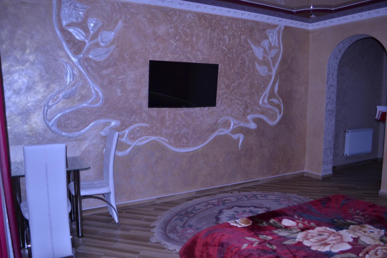 Mini Hotel Business class Krywyj Rih Exterior foto