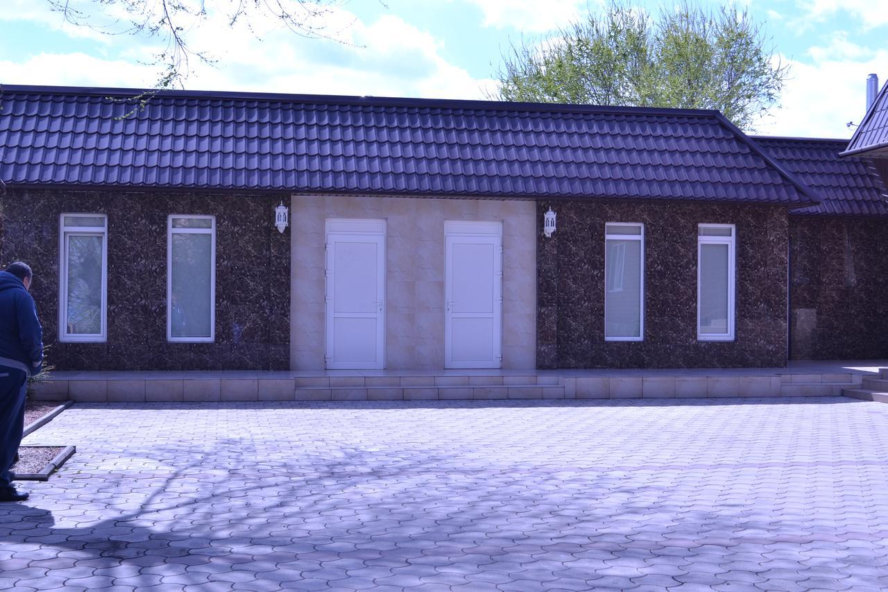 Mini Hotel Business class Krywyj Rih Exterior foto