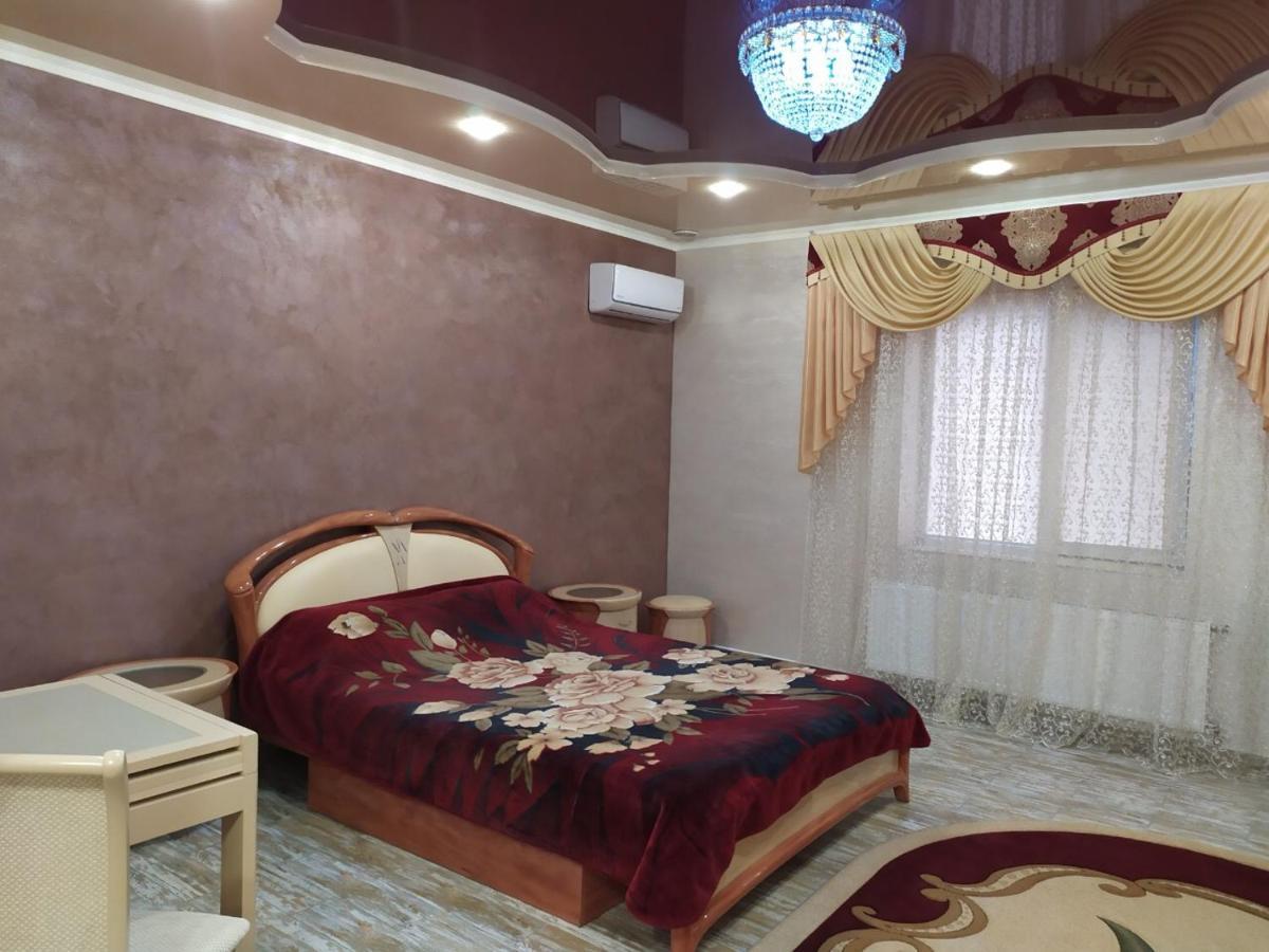 Mini Hotel Business class Krywyj Rih Exterior foto