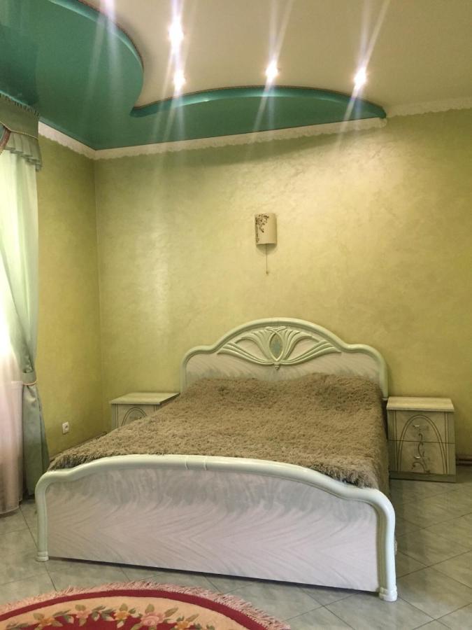Mini Hotel Business class Krywyj Rih Exterior foto